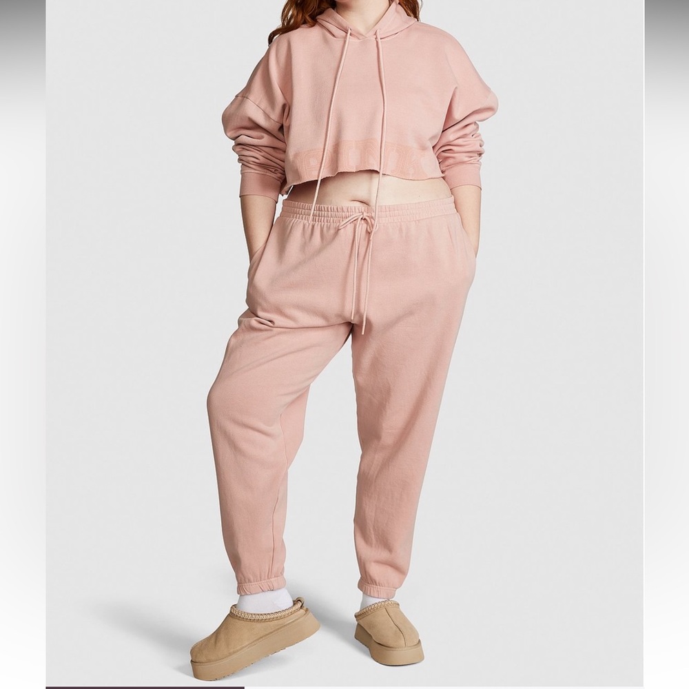 Pink Victoria’s Secret sweat pants XL
